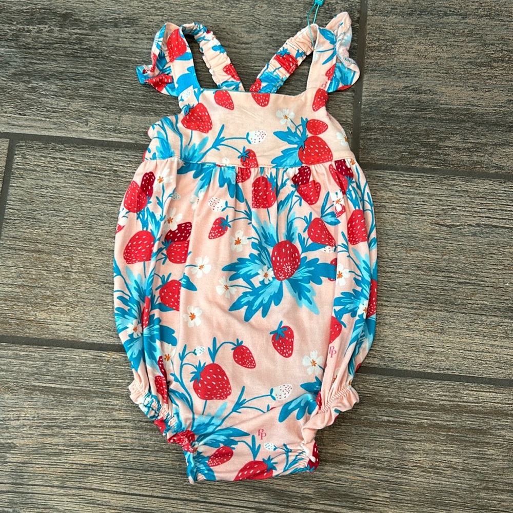 🍓 Posh Peanut Bubble Romper 🍓